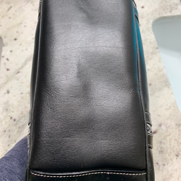 Versace black leather handbag with with logo stitching. - Picture 3 of 7